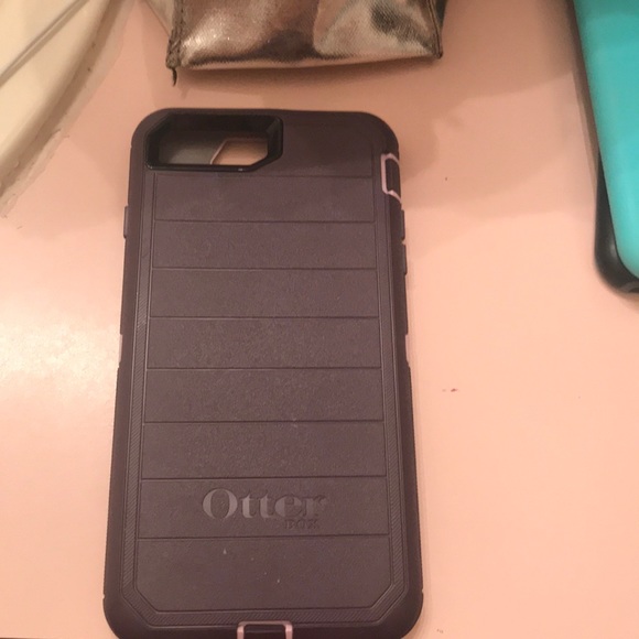 iPhone 7+ case - Picture 2 of 2